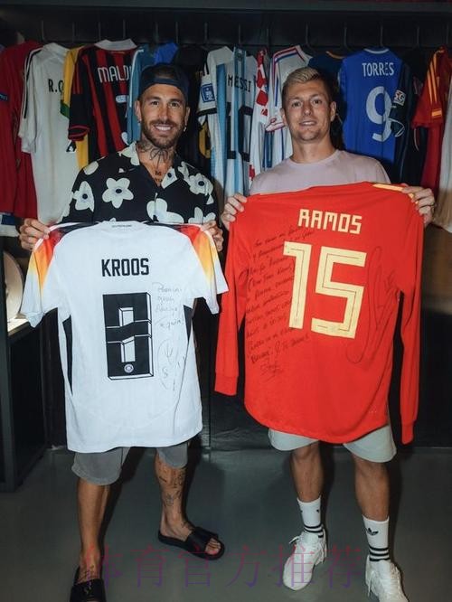 克罗斯:拉莫斯是最好的队长 每个人都听他的 克罗斯:拉莫斯是最好的队长 每个人都听他的